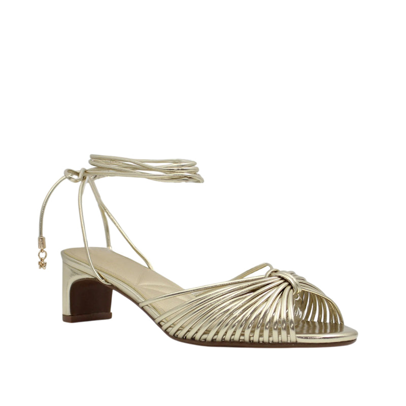 Sandalias de tacón Crisalda para mujer color dorado - Tiendas ADOC Guatemala